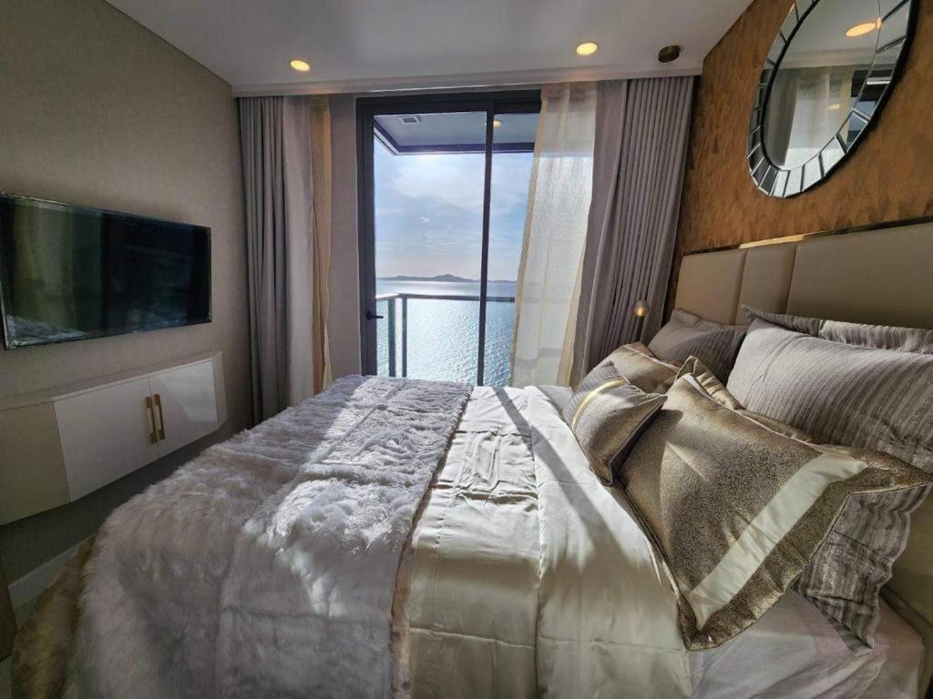 Copacabana Seeview 48 Floor Copacabana Seeview 48 Floor