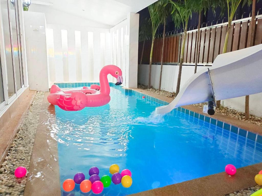 Jomtien Beach Pool Villa บ้านพูลวิลล่าติดทะเล หาดจอมเทียน Jomtien Beach Pool Villa บ้านพูลวิลล่าติดทะเล หาดจอมเทียน