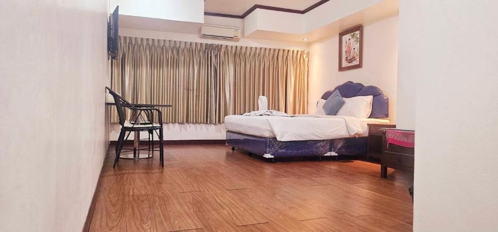 At sea residence