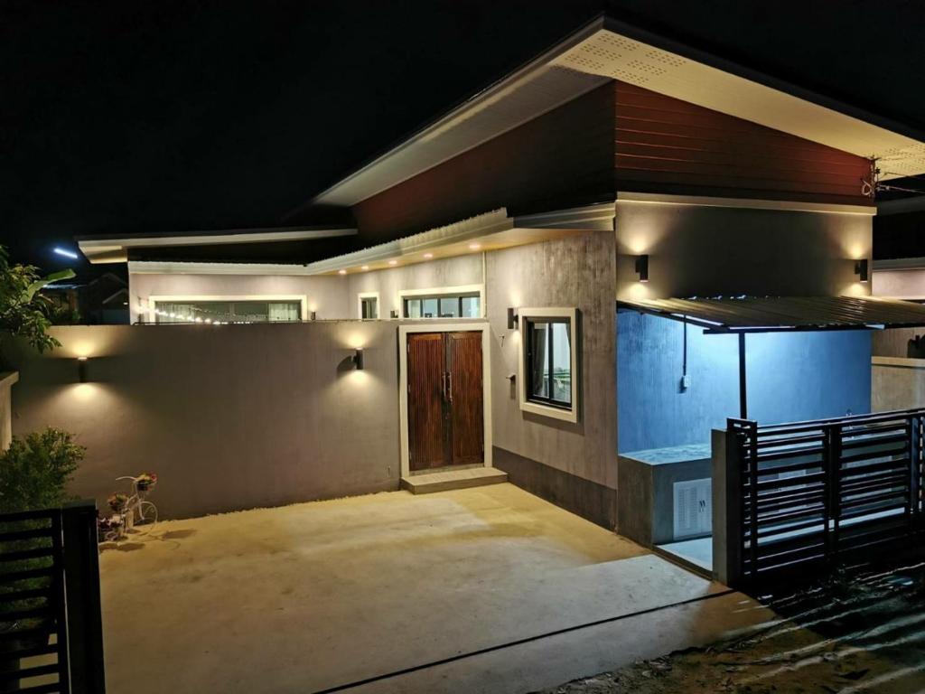 DeeverPool Villa DeeverPool Villa