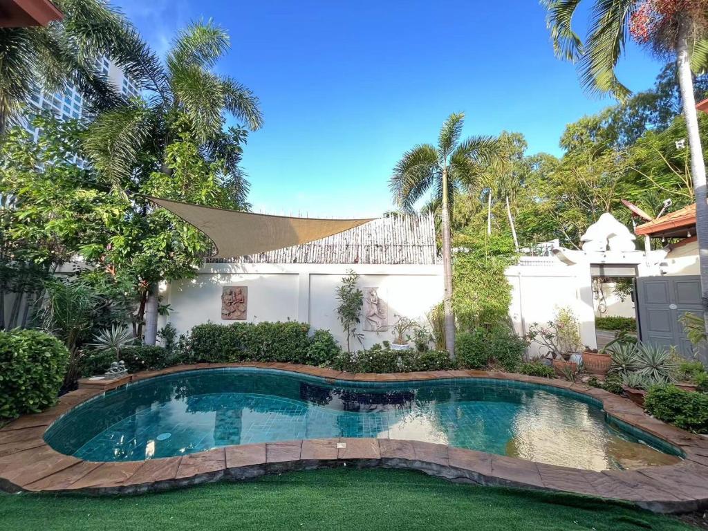 Mejestic green garden villa Mejestic green garden villa
