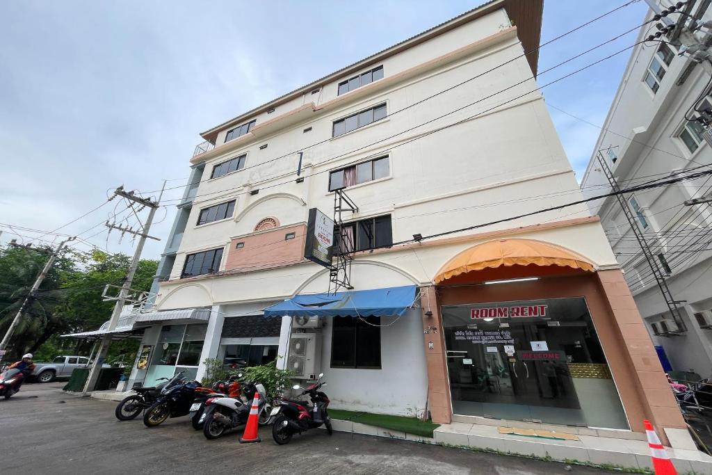 Lucky Inn Suite Pattaya Lucky Inn Suite Pattaya