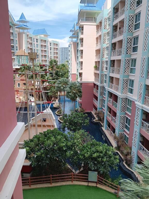 14 Grande Caribbean Condo by Nutthapol 14 Grande Caribbean Condo by Nutthapol
