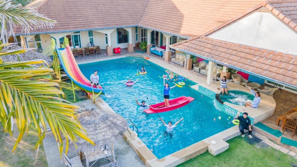 PX POOL VILLA PATTAYA PX POOL VILLA PATTAYA