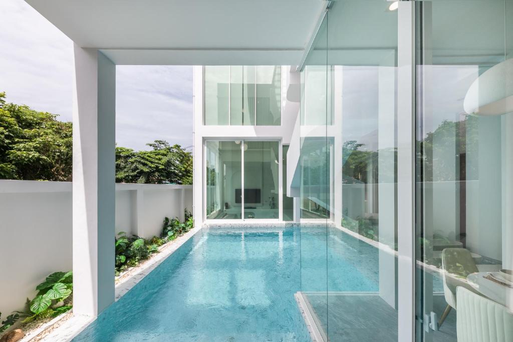 The Pool Space Pool Villa Pattaya The Pool Space Pool Villa Pattaya