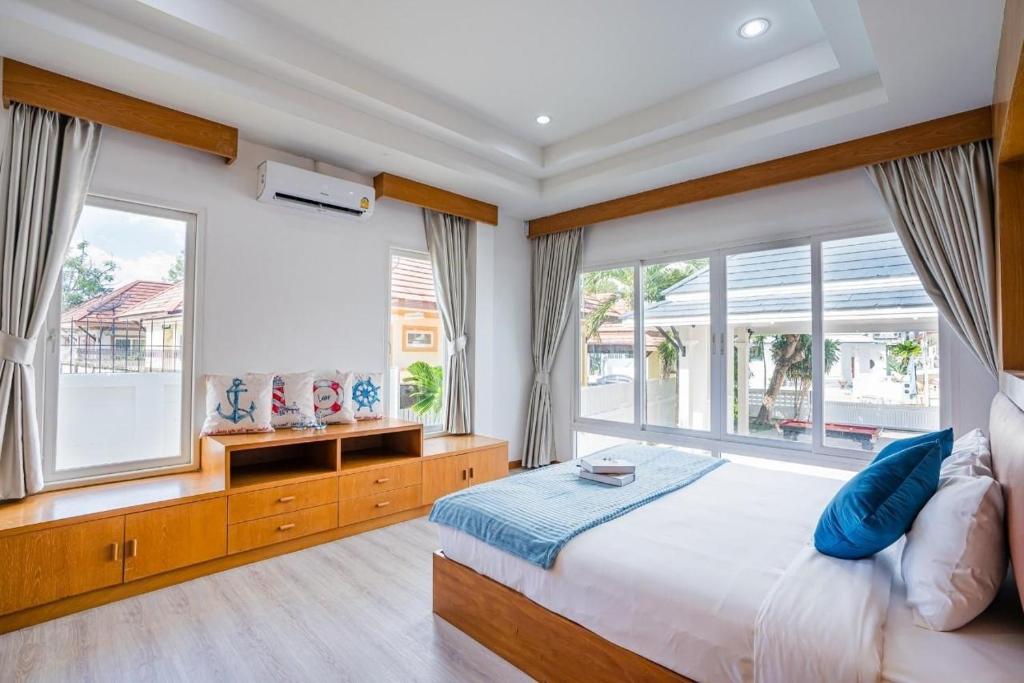 About A Beach Pool Villa Bangsaray About A Beach Pool Villa Bangsaray