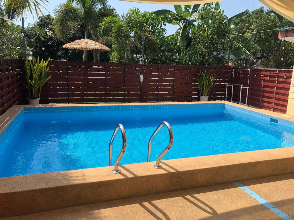 Suksabai Raiwan and Pool Villa Suksabai Raiwan and Pool Villa