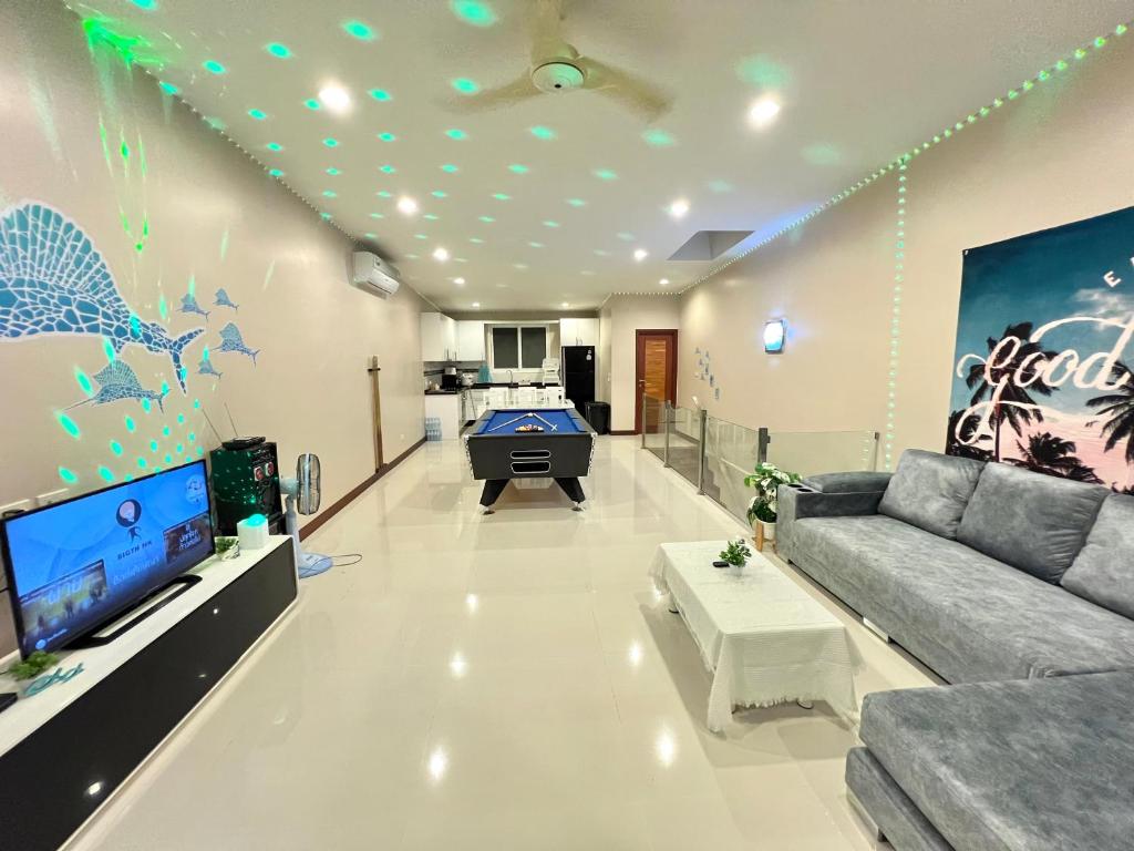 De' ozone ongsa pool villa หน้าหาดบางเสร่ De' ozone ongsa pool villa หน้าหาดบางเสร่