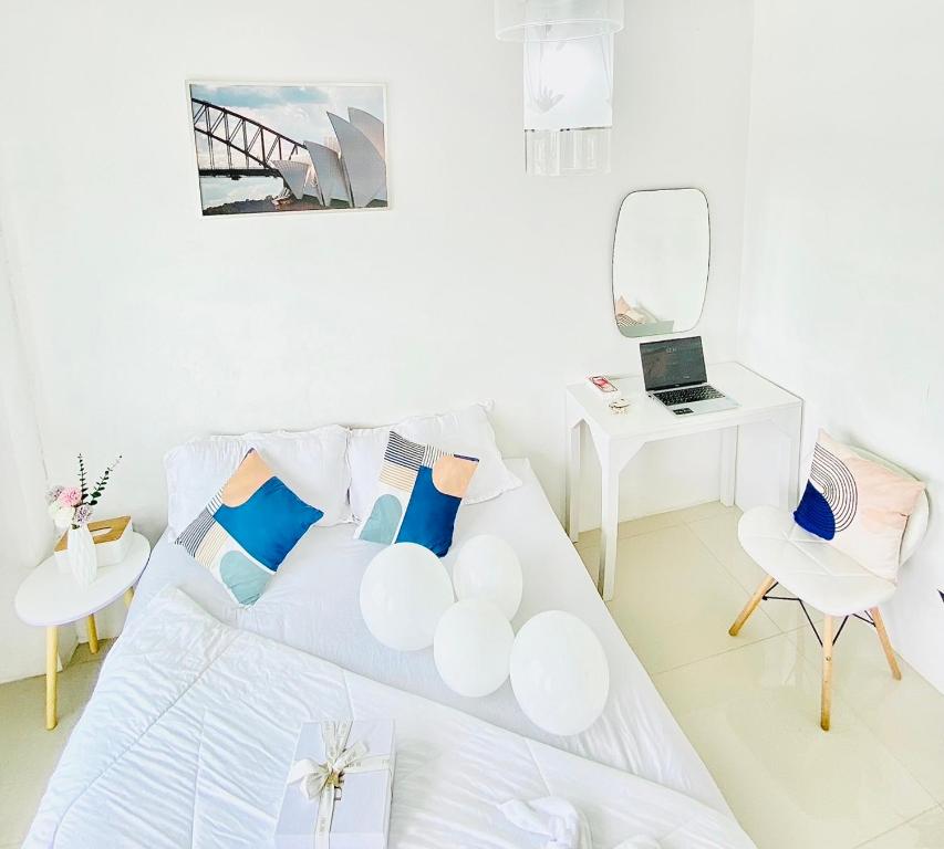 The Sunset Exclusive Top Floor