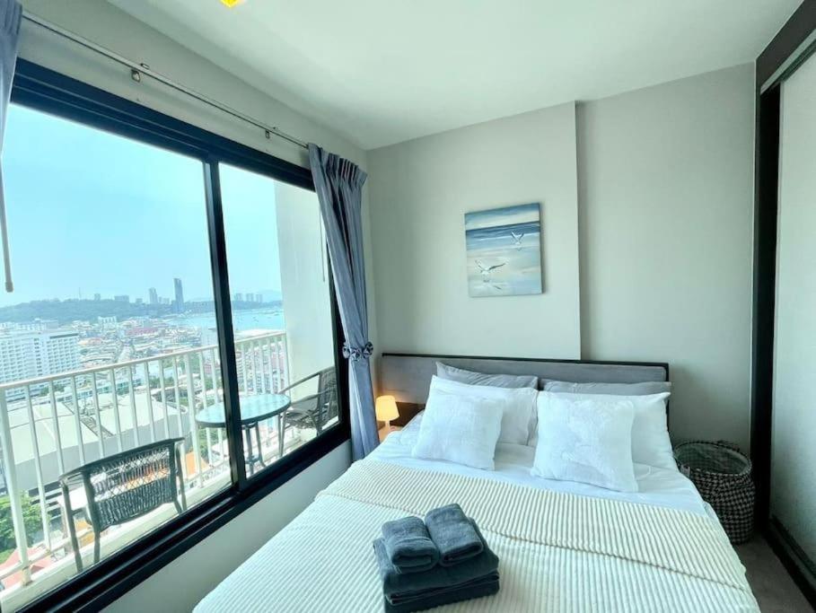 Sea View Room At Central Pattaya Sea View Room At Central Pattaya