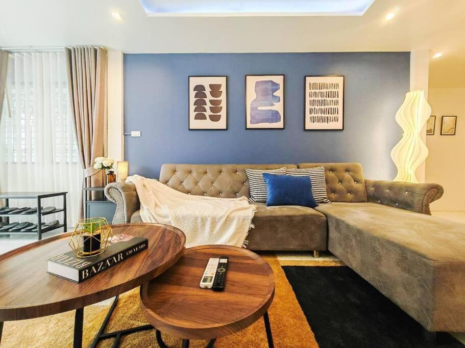## FRIENDLY SPACE Townhouse Walking street and Beach 2KM ## ## FRIENDLY SPACE Townhouse Walking street and Beach 2KM ##