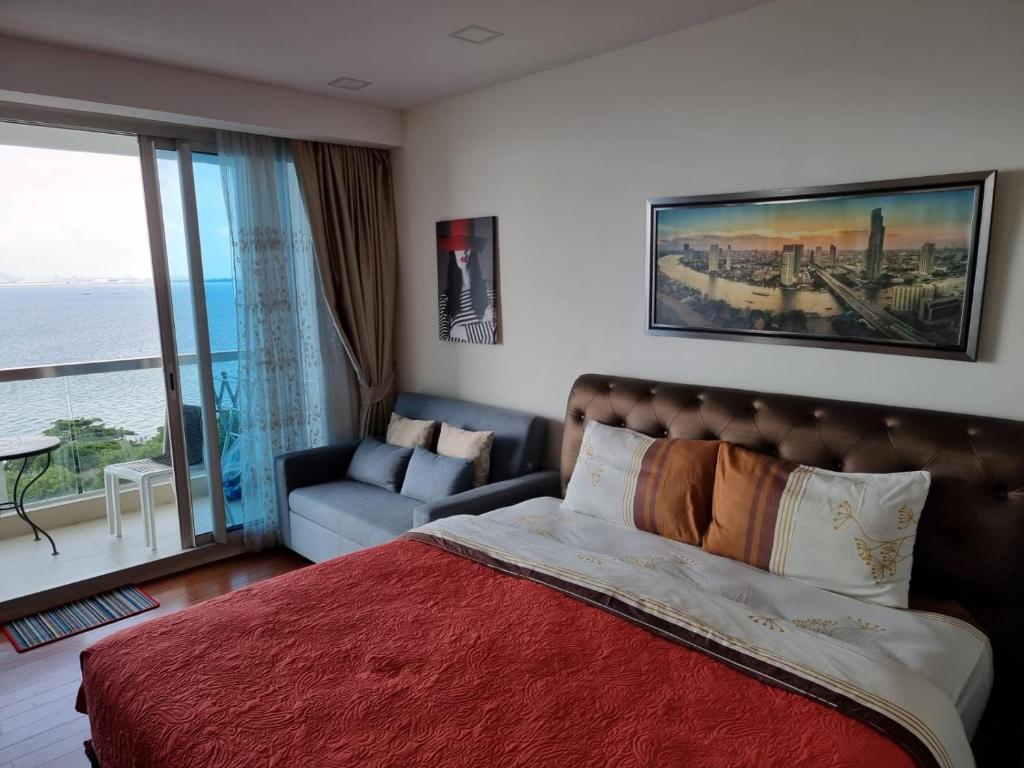 Luxury Seaview Studio - 14th Floor Luxury Stay at The Palm Wongamat Luxury Seaview Studio - 14th Floor Luxury Stay at The Palm Wongamat