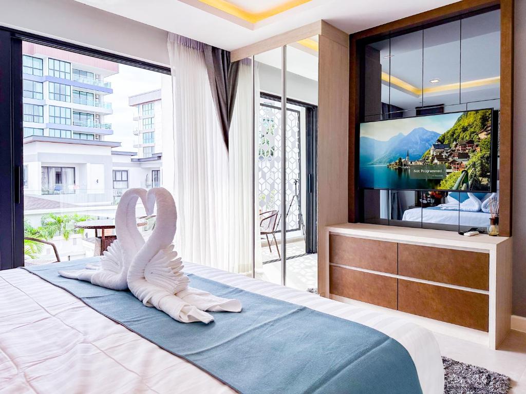 Serenity lux Pool Villa in Jomtien 5 Mins to Beach Serenity lux Pool Villa in Jomtien 5 Mins to Beach