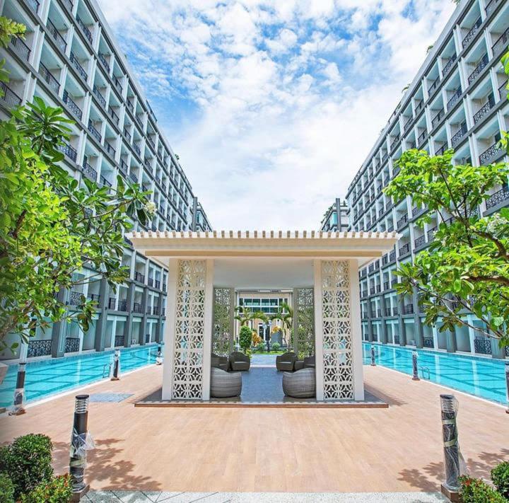Dusit Grand Park 2 Pattaya ดุสิต แกรนด์ พาร์ค เมืองพัทยา คอนโดริมหาด สุดหรู Dusit Grand Park 2 Pattaya ดุสิต แกรนด์ พาร์ค เมืองพัทยา คอนโดริมหาด สุดหรู