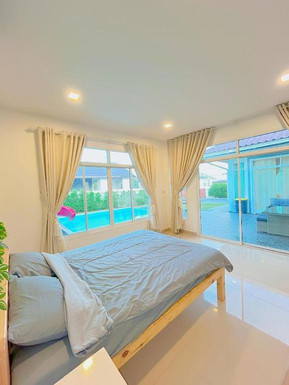 Poolvilla Pattaya by Apiwat