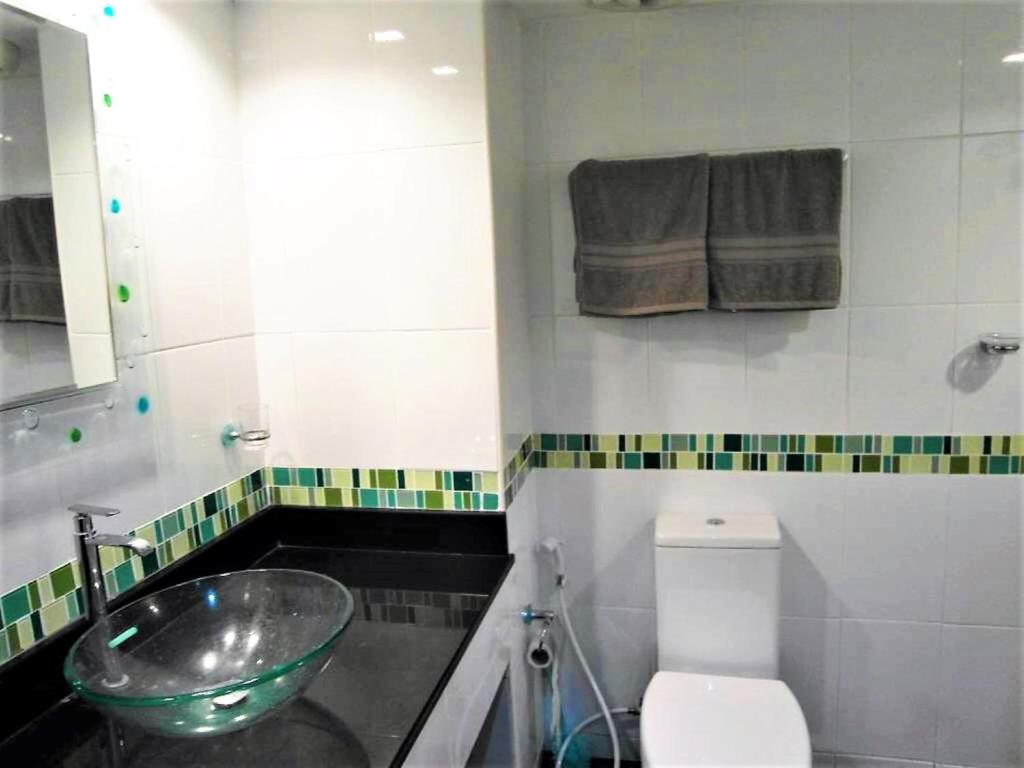 Swimming Pool View Spacious Studio 5 Min To Beach Swimming Pool View Spacious Studio 5 Min To Beach