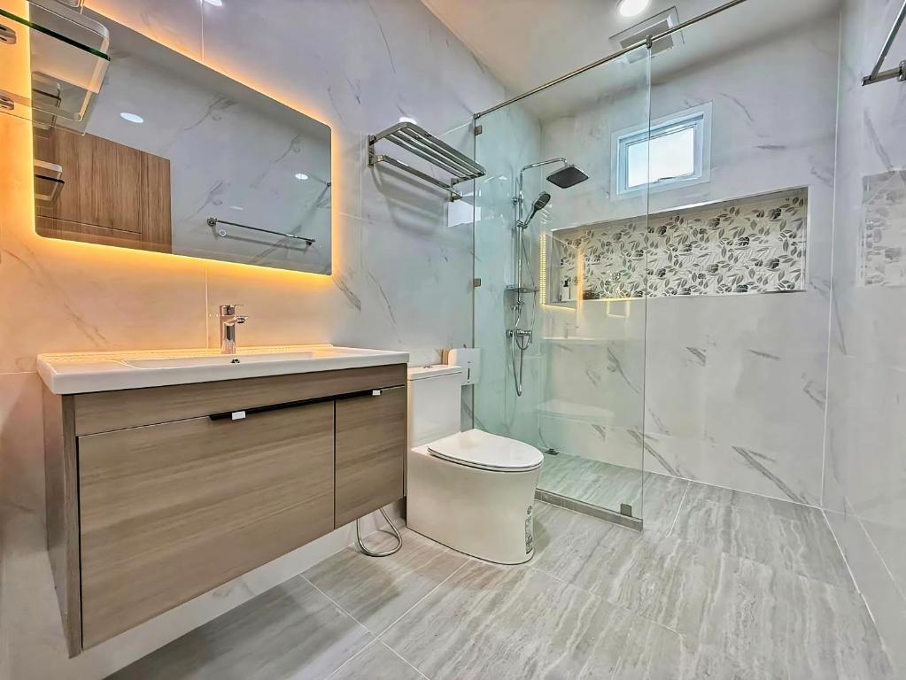 The 8 MaBella House Pattaya Pool Villa