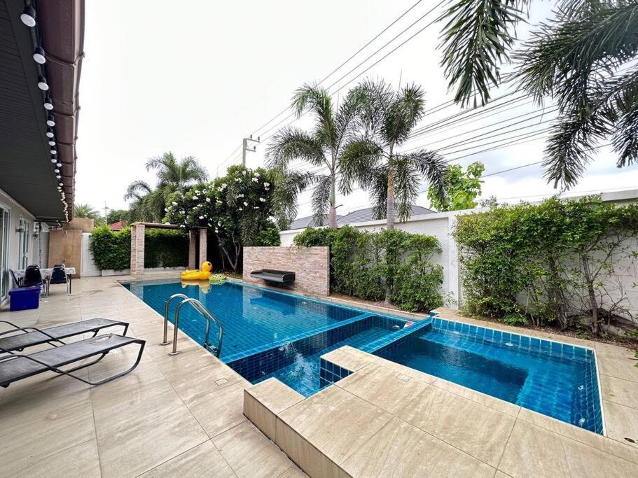 The time poolvilla C22