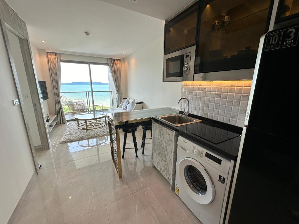 Riviera MONACO x MonthStayZ Thailand Riviera MONACO x MonthStayZ Thailand