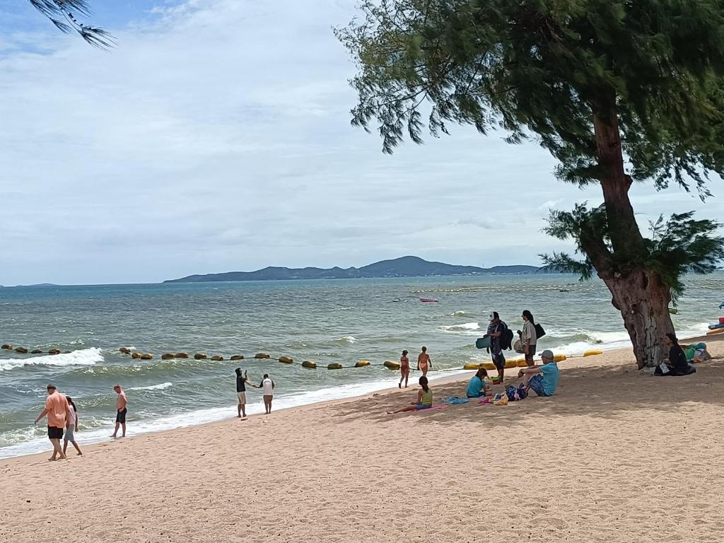 Jomtien beach Soi 7 sea view room105 Jomtien beach Soi 7 sea view room105