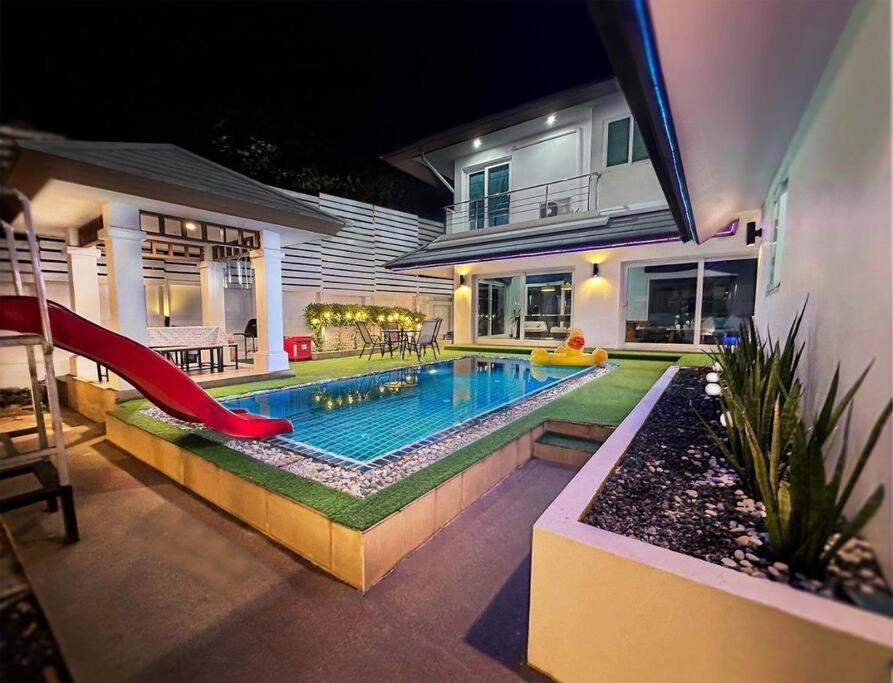 Baanlyn Poolvilla Pattaya Baanlyn Poolvilla Pattaya