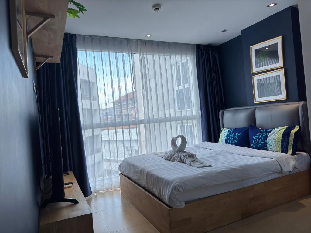 Centara avenue 2br smart tv wifi Centara avenue 2br smart tv wifi