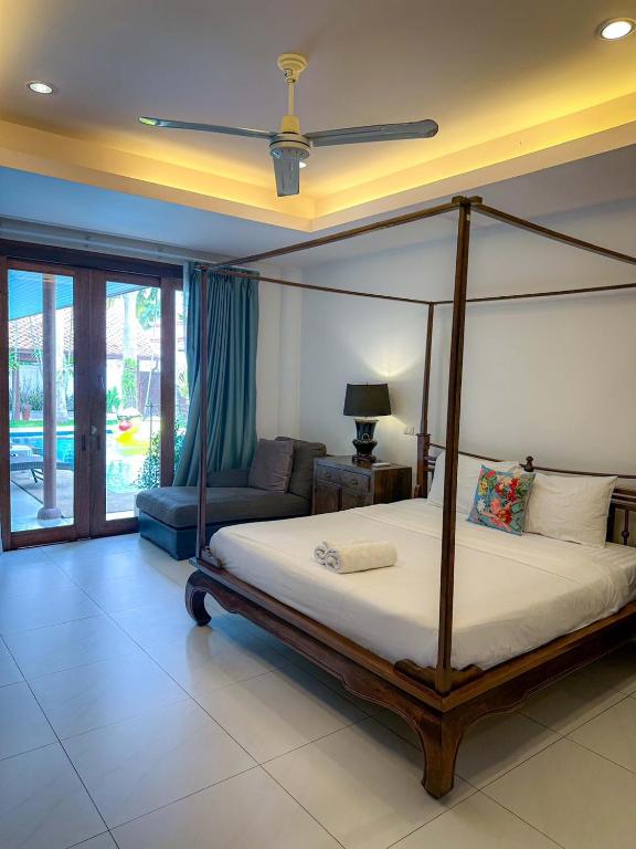 Baan thai pool villa pattaya Baan thai pool villa pattaya