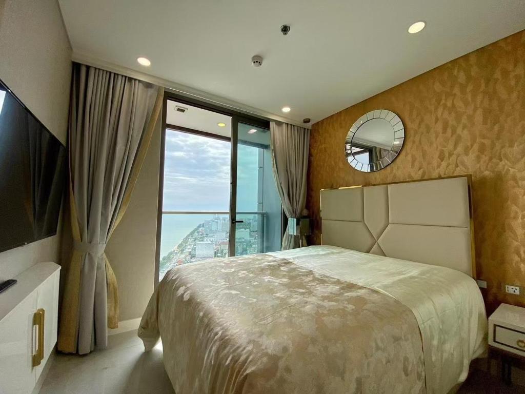Copacabana Beach Jomtien & Meichen Copacabana Beach Jomtien & Meichen