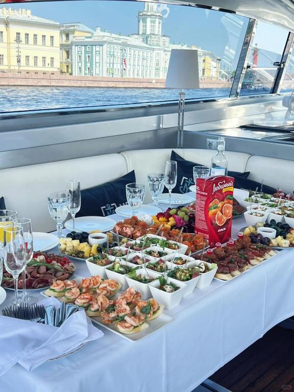 Plum Private Yacht Clubhouse