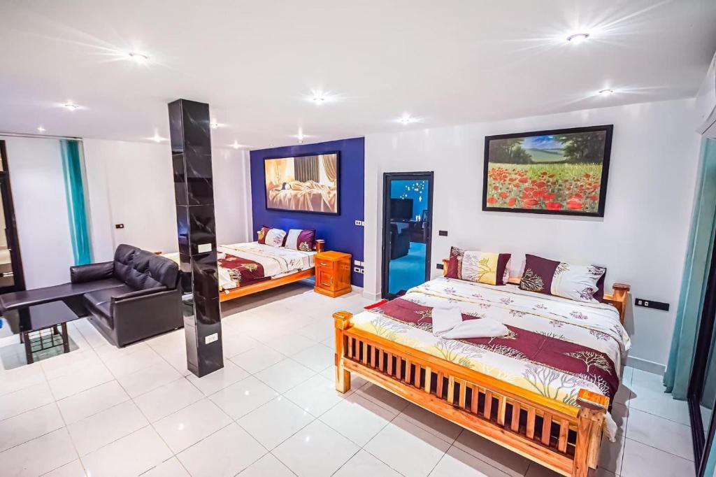 Soi 15 Thappraya Pool villa- 5km to Jomtien beach