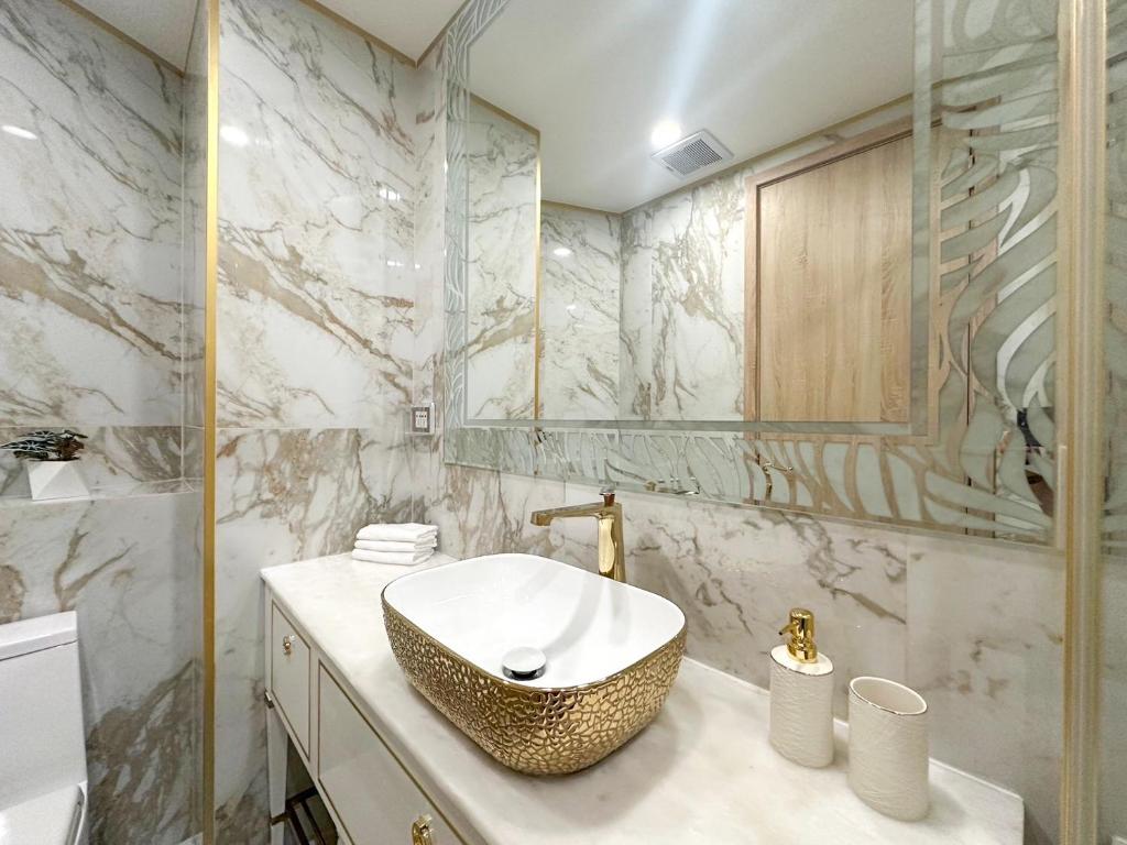 The Copacabana Jomtien high floor 1 bedroom flat
