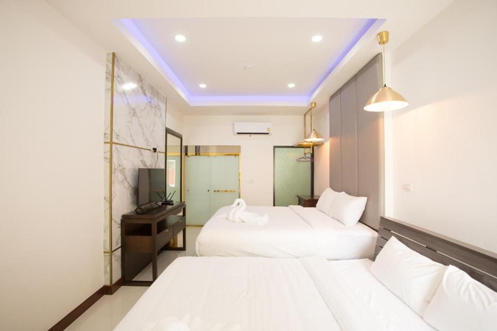 Big Alice Pool Villa Pattaya