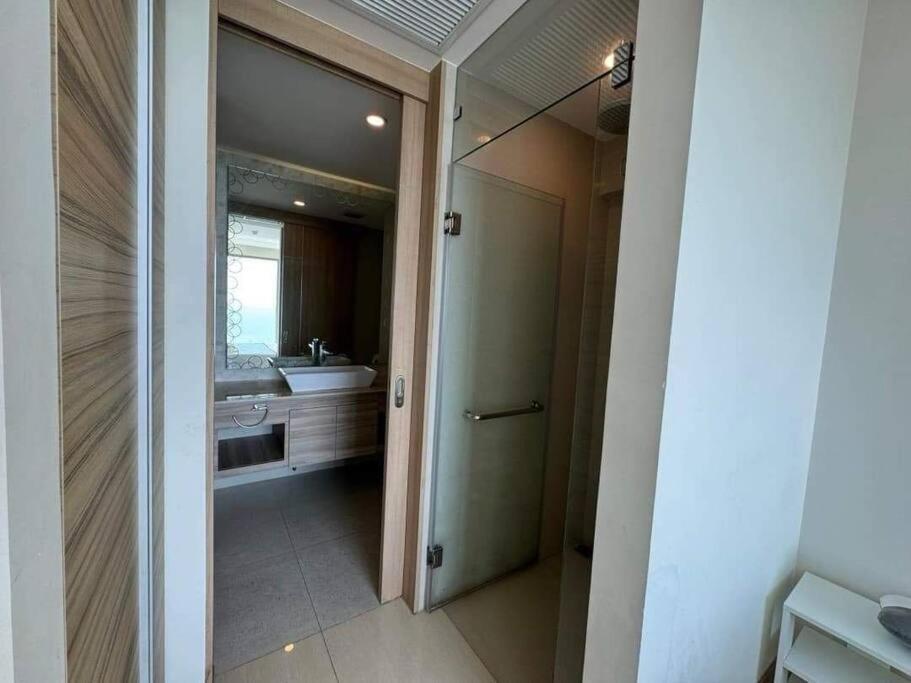 Riviera Jomtien Beachside Living